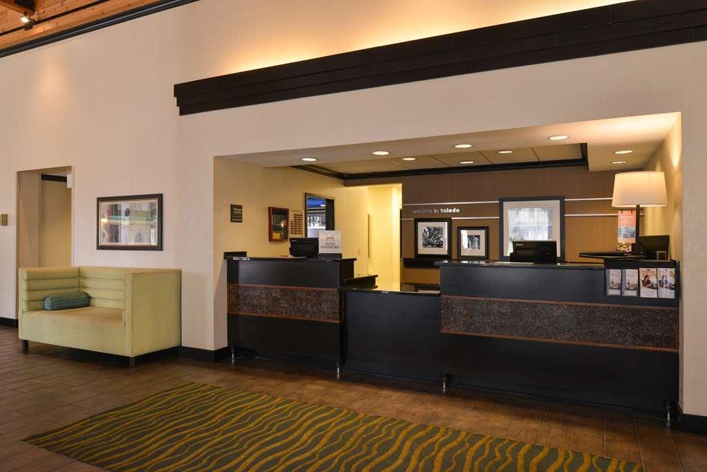 Comfort Inn & Suites Toledo Esterno foto