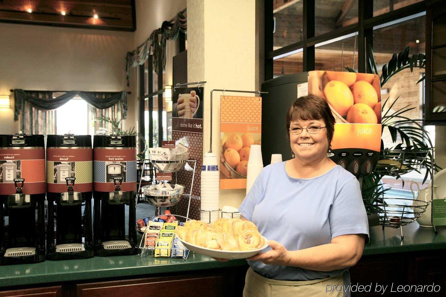 Comfort Inn & Suites Toledo Ristorante foto