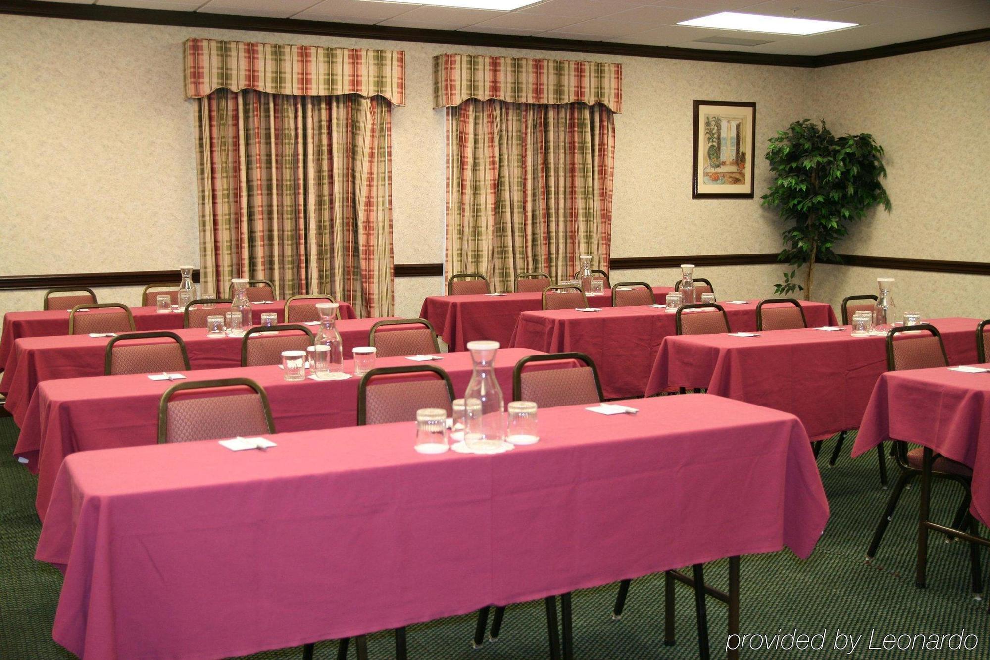 Comfort Inn & Suites Toledo Esterno foto