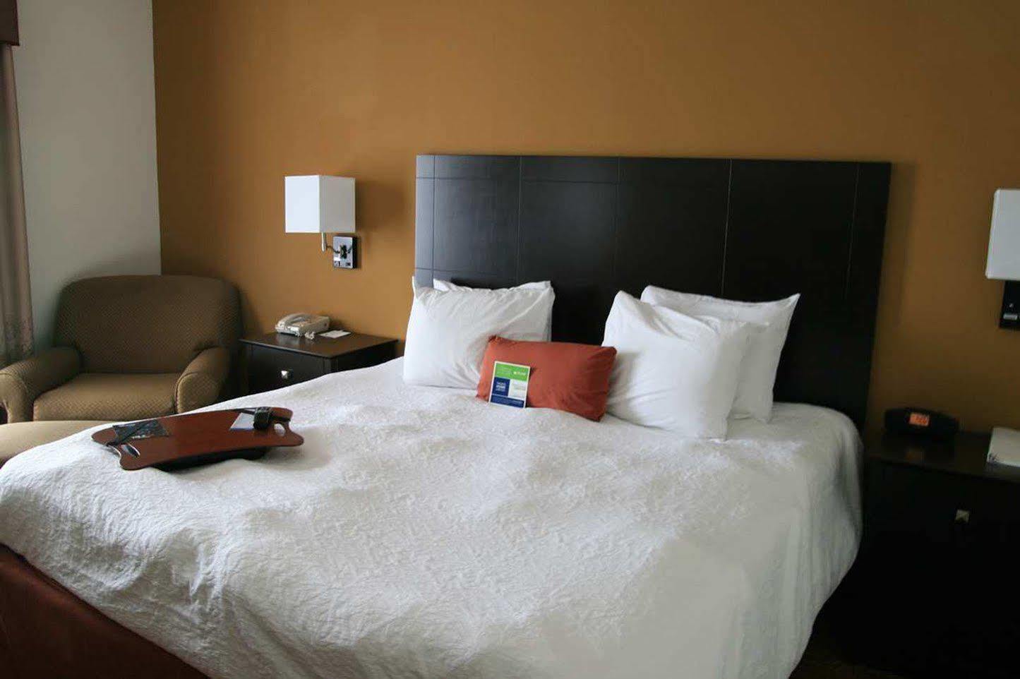 Comfort Inn & Suites Toledo Esterno foto